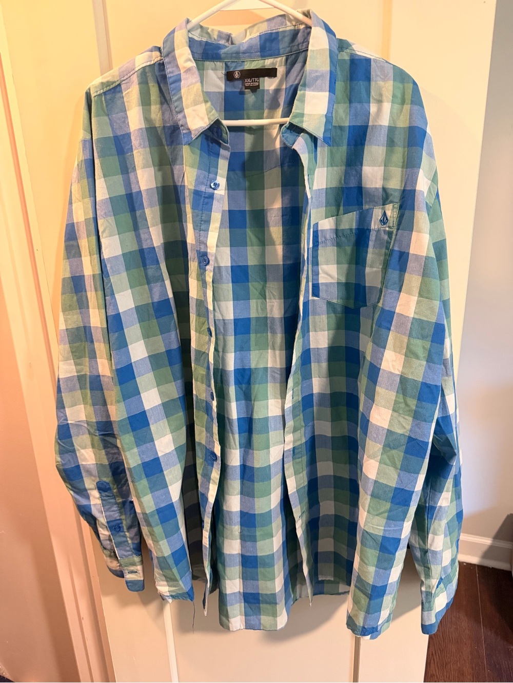Volcom Blue and Green Plaid Long-Sleeve Button-Down Shirt